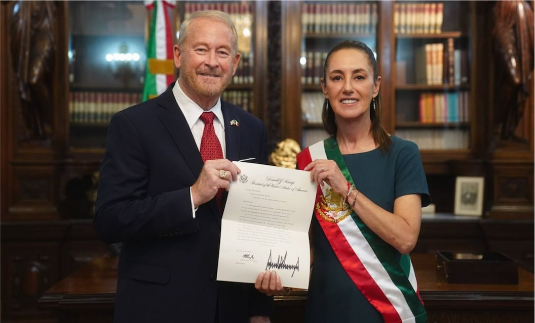 Claudia Sheinbaum recibe al nuevo embajador de EE. UU. en Palacio Nacional